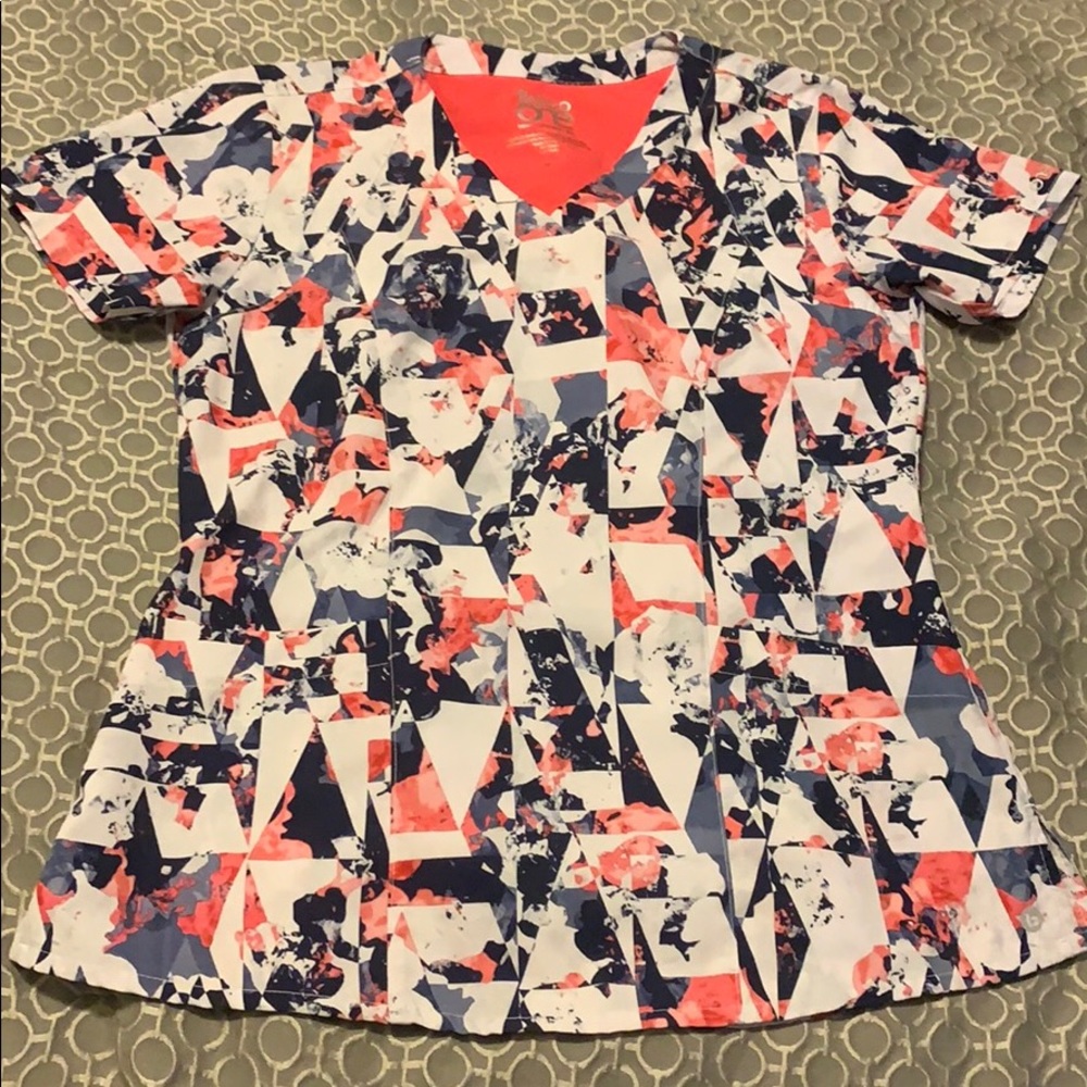 Scrub top